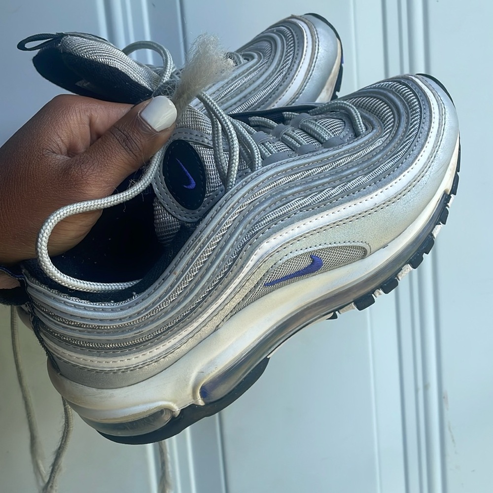 Boys Nike Airmax 97 Silver w purlple bullet